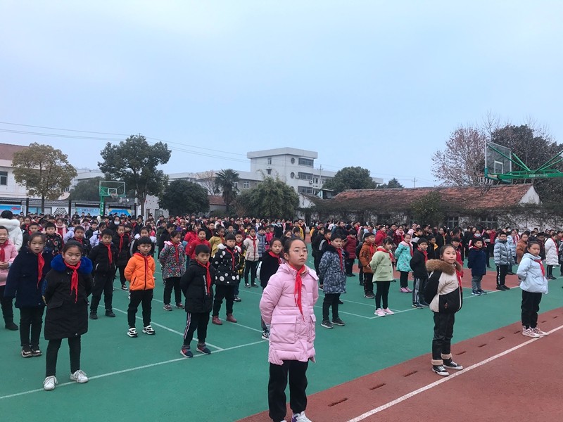 第十九周升旗仪式掠影-常州市金坛西城实验小学城西